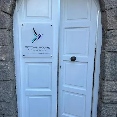 Oda ve Kahvaltı Bottari Panarea