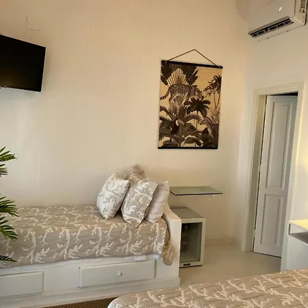 Bottari Bed & Breakfast 4*