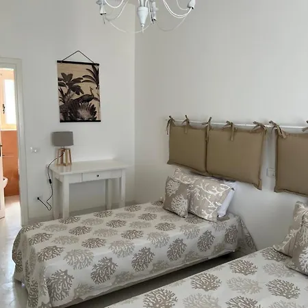 Bed & Breakfast Bottari 4*